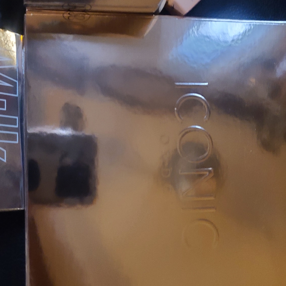 HOST PICK!MILK Studios  "Anastasia" "Insert name Here" Iconic 4PC  bundle SEALED - Picture 3 of 9